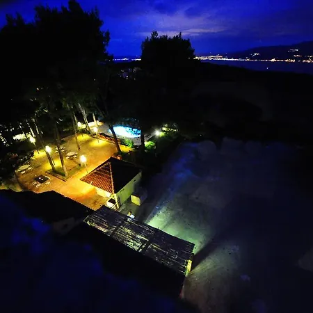 Hotel Skula Škrip