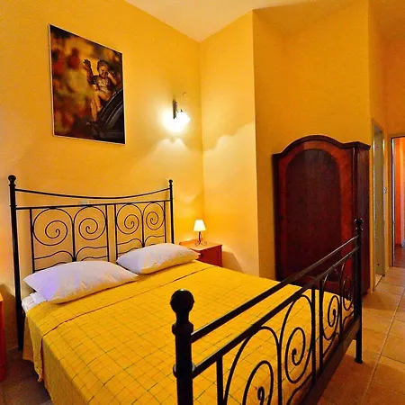 Skula Hotel
