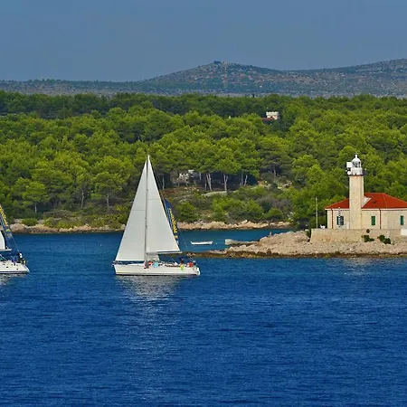 Hotel Skula 4*