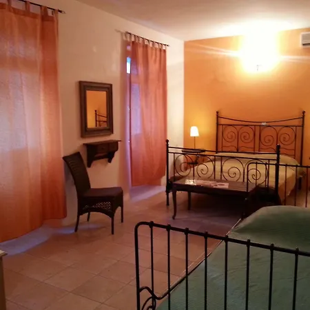 Skula Hotel
